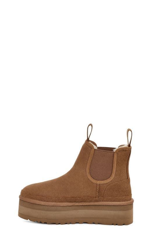 UGG_ Bota neumel platform chelsea chestnut - Imagen 2