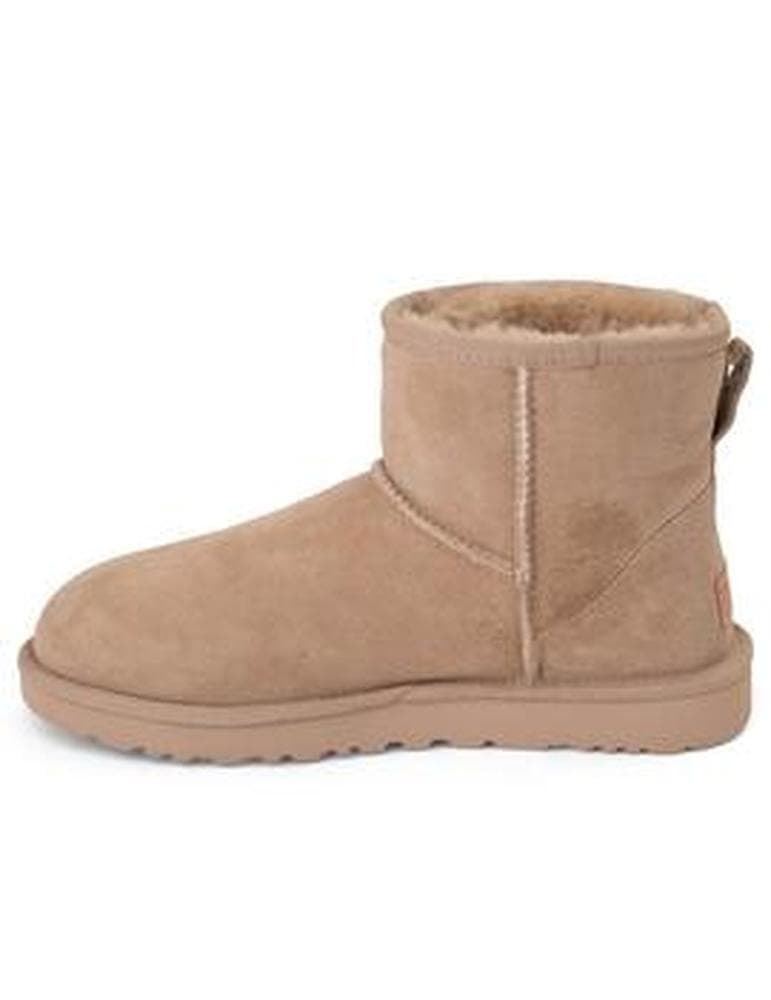 UGG_ Bota w classic Mini II SAN - Imagen 3